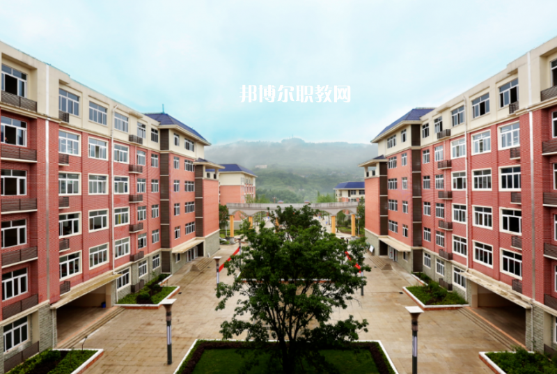 重慶巴南職業(yè)教育中心2022年有哪些專(zhuān)業(yè)