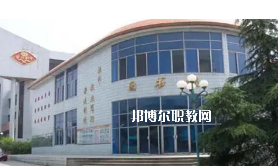 陽旅游職業(yè)學(xué)校2022年報名條件、招生要求、招生對象