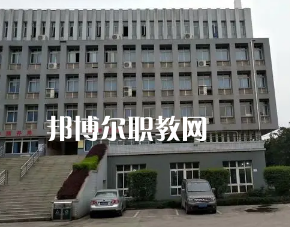 重慶農(nóng)業(yè)學(xué)校2022年報(bào)名條件、招生要求、招生對(duì)象