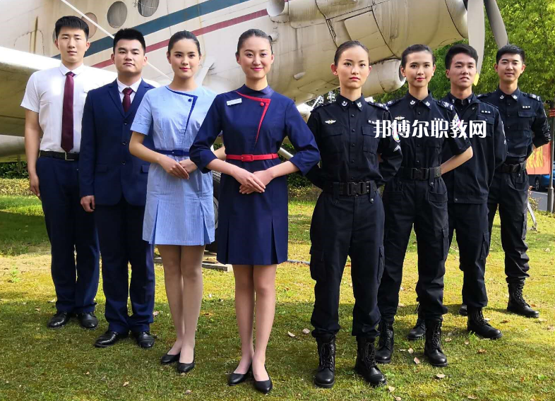 保定技師學(xué)院2022年報(bào)名條件、招生要求、招生對(duì)象