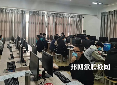 江蘇省盱眙中等專業(yè)學(xué)校2022年學(xué)費(fèi)、收費(fèi)多少
