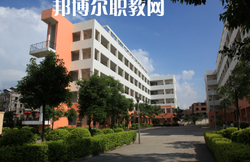四川省德昌縣職業(yè)高級中學(xué)2022年報名條件、招生要求、招生對象