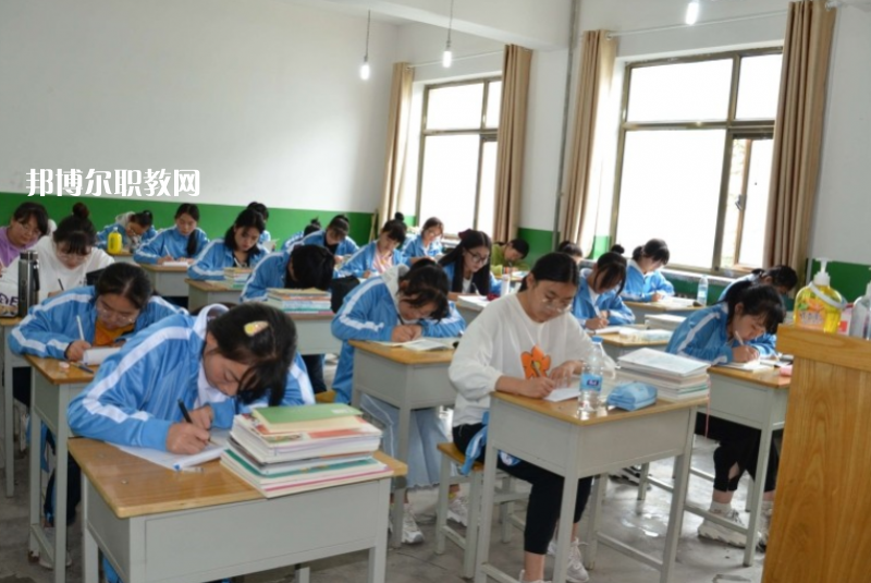 甘肅省廣播電視學(xué)校2022年報名條件、招生要求、招生對象