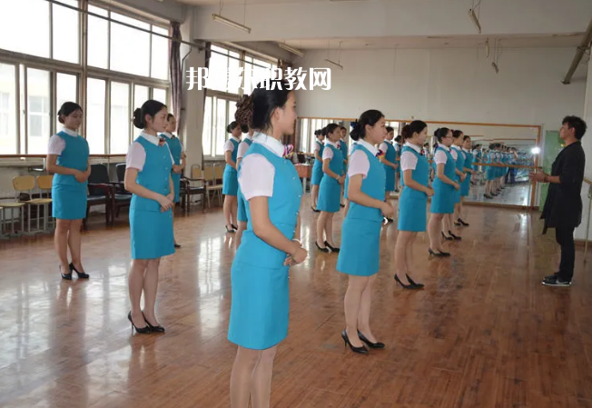 廊坊華航航空學(xué)校2022年報名條件、招生要求、招生對象