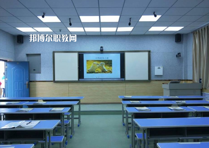 楊陵區(qū)職業(yè)教育中心2022年報名條件、招生要求、招生對象