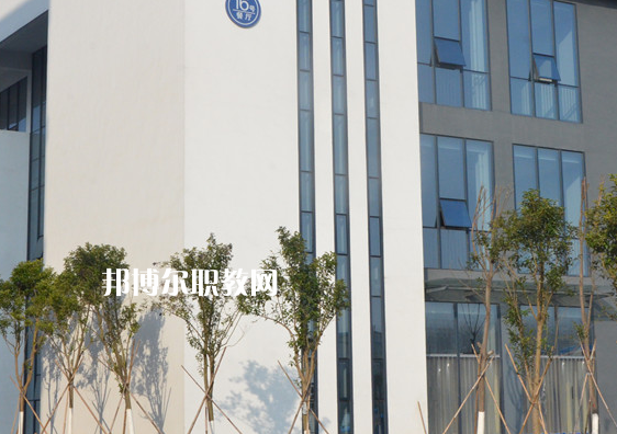 江蘇東臺中等專業(yè)學校2022年報名條件、招生要求、招生對象