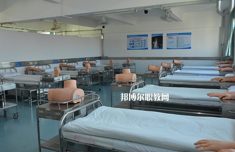 佛山市南海區(qū)衛(wèi)生職業(yè)技術(shù)學(xué)校2022年報(bào)名條件、招生要求、招生對象