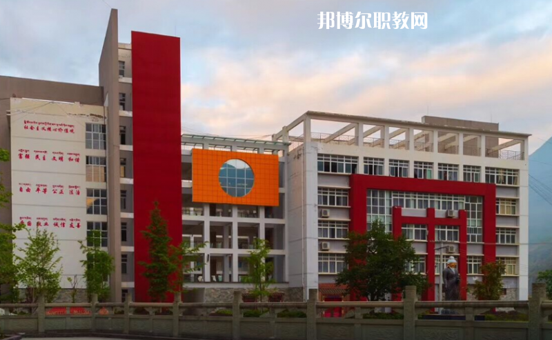 甘孜州職業(yè)技術(shù)學(xué)校2022年報(bào)名條件、招生要求、招生對(duì)象