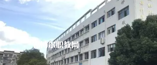 遂寧應用高級技工學校2022年學費，收費多少
