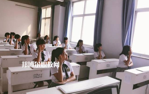 涿鹿縣職業(yè)技術教育中心2022年學費、收費多少