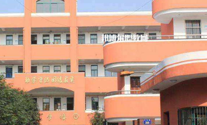 樂(lè)至縣回瀾職業(yè)中學(xué)2022年招生辦聯(lián)系電話