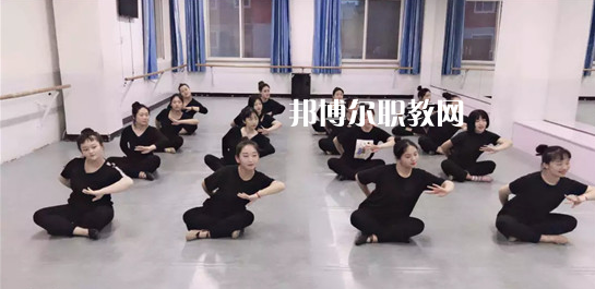 承德科技管理工程學(xué)校2022年學(xué)費(fèi)、收費(fèi)多少