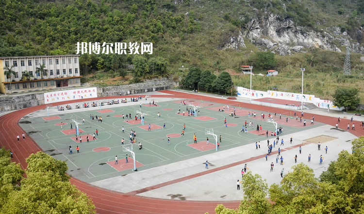 河池衛(wèi)生學(xué)校2022年報(bào)名條件、招生要求、招生對象