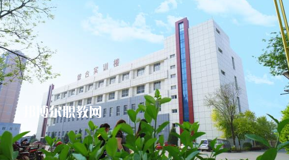 彌勒縣職教中心學(xué)校2022年學(xué)費、收費多少