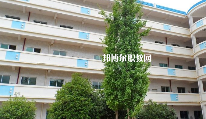 貴陽衛(wèi)生學(xué)校2022年報(bào)名條件、招生要求、招生對(duì)象