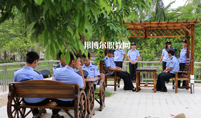 化州鑒江司法職業(yè)學(xué)校2022年學(xué)費(fèi)、收費(fèi)多少
