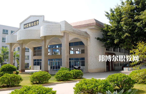 梅州城西職業(yè)技術(shù)學(xué)校2022年報(bào)名條件、招生要求、招生對(duì)象