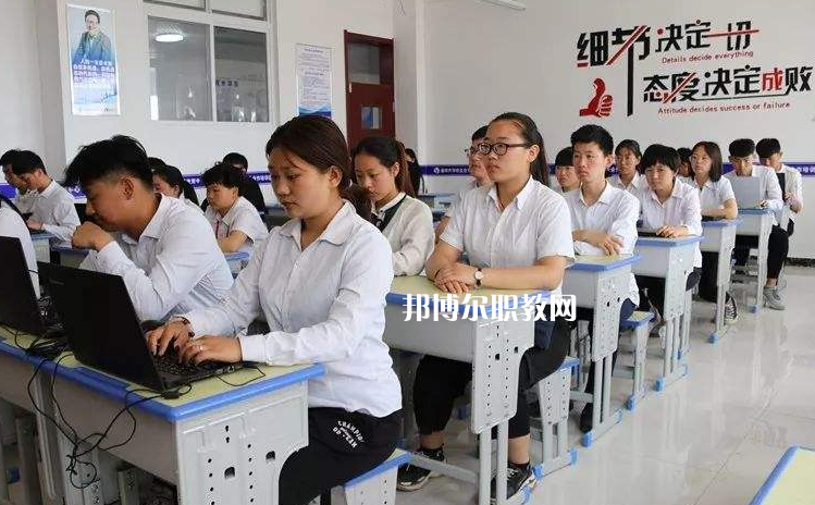 吳橋縣職業(yè)技術(shù)教育中心2022年報(bào)名條件、招生要求、招生對象