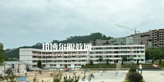 平昌筆山職業(yè)中學2022年報名條件、招生要求、招生對象