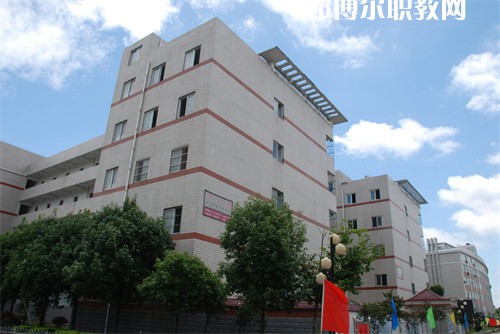太湖職業(yè)技術(shù)學(xué)校2022年報(bào)名條件、招生要求、招生對(duì)象