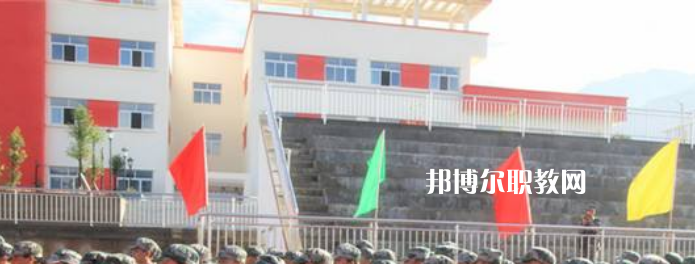 漢源縣職業(yè)高級(jí)中學(xué)2022年報(bào)名條件、招生要求、招生對象
