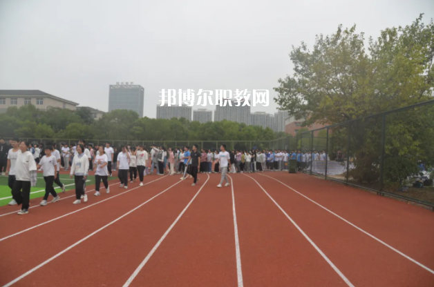 安徽明星科技中專學(xué)校2022年報(bào)名條件、招生要求、招生對(duì)象