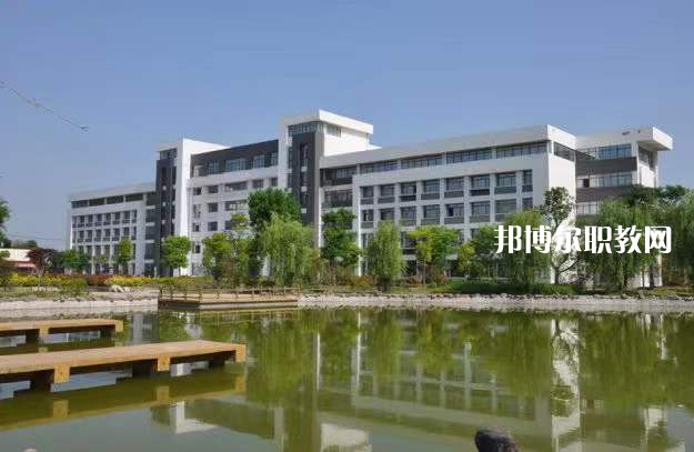 滁州市機(jī)械工業(yè)學(xué)校2022年報(bào)名條件、招生要求、招生對(duì)象