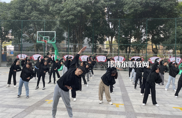 廣西機(jī)電工業(yè)學(xué)校怎么樣、好不好