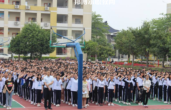 揭陽(yáng)衛(wèi)生學(xué)校2022年報(bào)名條件、招生要求、招生對(duì)象