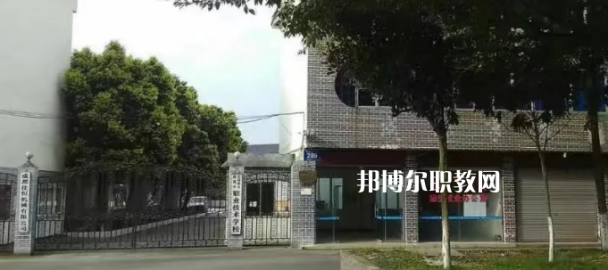 成都莊園機電職業(yè)技術(shù)學校怎么樣、好不好