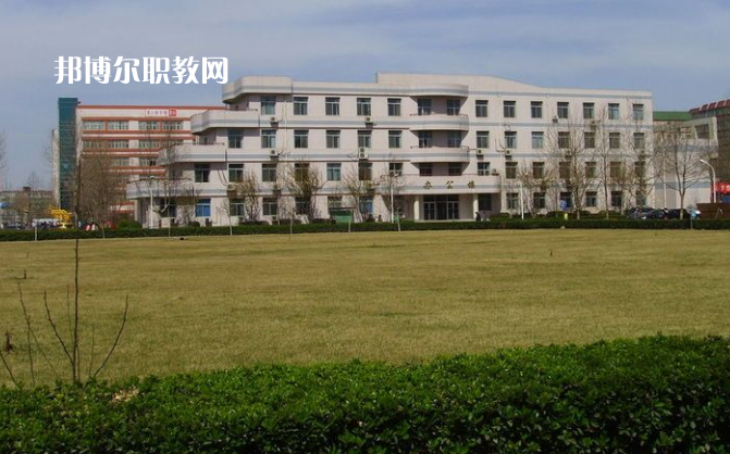 大理農(nóng)業(yè)學(xué)校2022年學(xué)費(fèi)、收費(fèi)多少