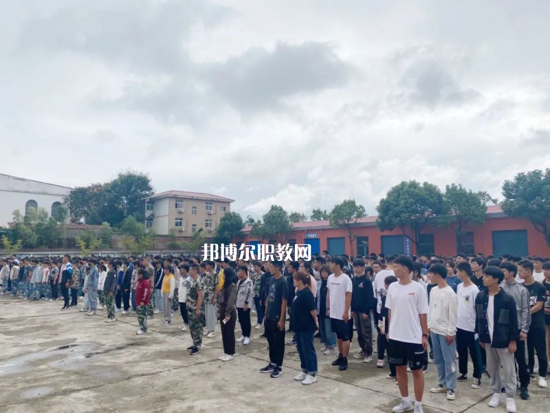 銅陵智通職業(yè)技術(shù)學(xué)校2022年報(bào)名條件、招生要求、招生對(duì)象