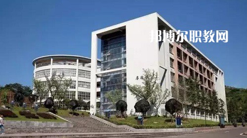 四川宜賓職業(yè)技術(shù)學(xué)校2022年報(bào)名條件、招生要求、招生對(duì)象