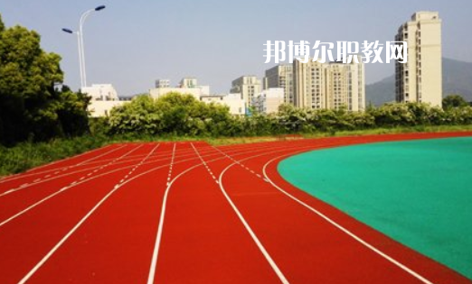 楚雄民中族等專業(yè)學校2022年學費、收費多少