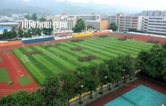 云南昆明工業(yè)學(xué)校2022年報(bào)名條件、招生要求、招生對象