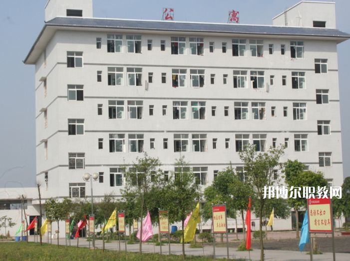 廣安武勝嘉陵職業(yè)技術(shù)學(xué)校2022年報(bào)名條件、招生要求、招生對(duì)象