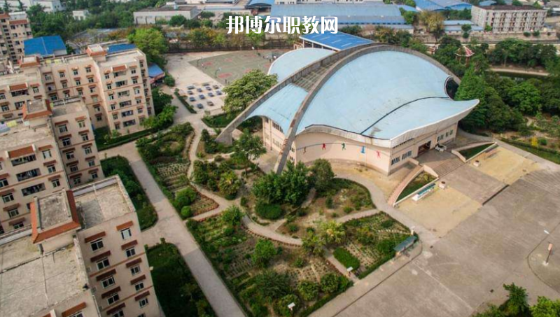 成都中醫(yī)藥大學(xué)附院針灸學(xué)校龍泉校區(qū)2022年學(xué)費(fèi)、收費(fèi)多少