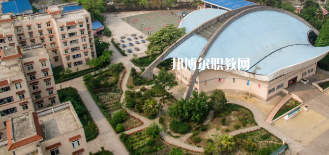 成都中醫(yī)藥大學(xué)附屬醫(yī)院針灸學(xué)校怎么樣、好不好
