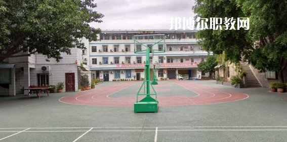 攀枝花商貿(mào)電子職業(yè)技術(shù)學(xué)校2022年學(xué)費(fèi)、收費(fèi)多少