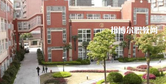 瀘州市天樺職業(yè)技術(shù)學校2022年招生簡章