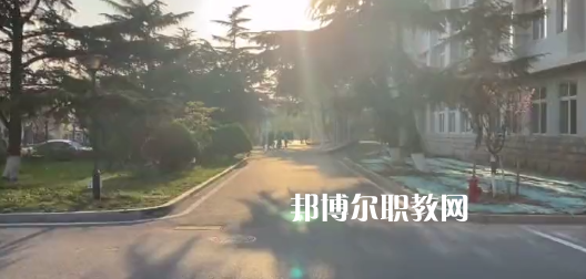 山東省青島衛(wèi)生學(xué)校2022年學(xué)費、收費多少