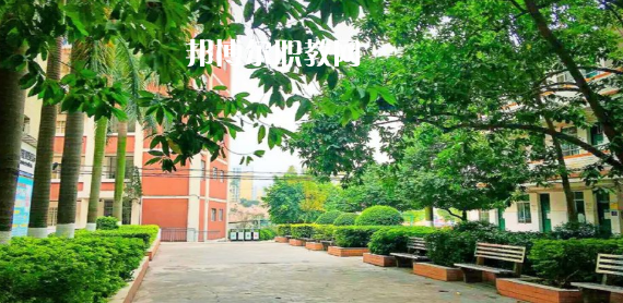 廣西工貿(mào)高級技工學(xué)校2022年報名條件、招生要求、招生對象