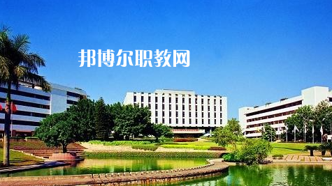 武漢園林技工學(xué)校2022年報(bào)名條件、招生要求、招生對(duì)象