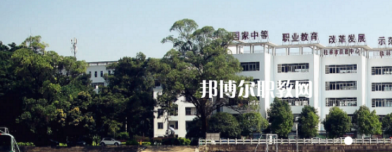 桂林市旅游職業(yè)中等專業(yè)學(xué)校2022年報(bào)名條件、招生要求、招生對(duì)象