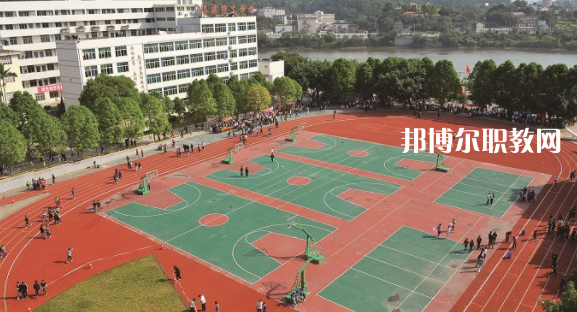 福建理工學校2023年學費、收費多少