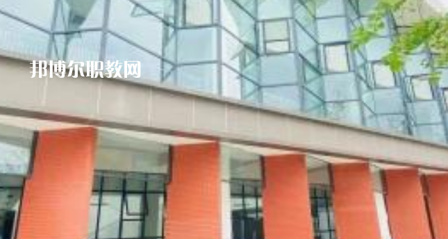 成都職業(yè)技術學校2023年招生計劃