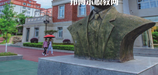 綿陽交通高級技工學(xué)校地址在哪里，哪個地區(qū)，哪個城市?