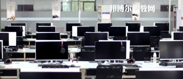 攀枝花技師學(xué)院地址在哪里，哪個(gè)地區(qū)，哪個(gè)城市?