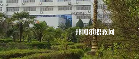 南京華東信息工程技工學校地址在哪里，哪個地區(qū)，哪個城市?