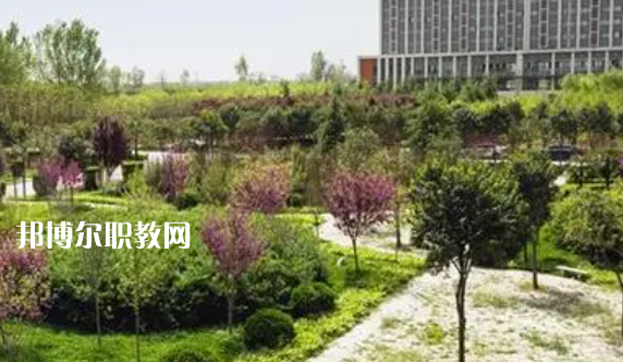 陜西省高新技術(shù)學(xué)校地址，乘車路線